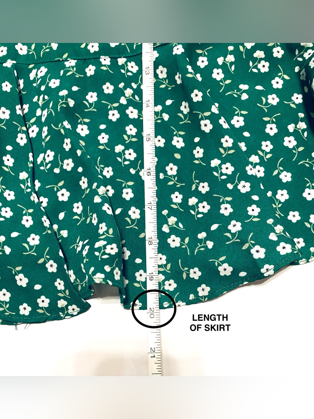 MAX STUDIO-Size M-Women's Green Floral Print, Ruffle In Front, Side Zip Skirt - Picture 7 of 8